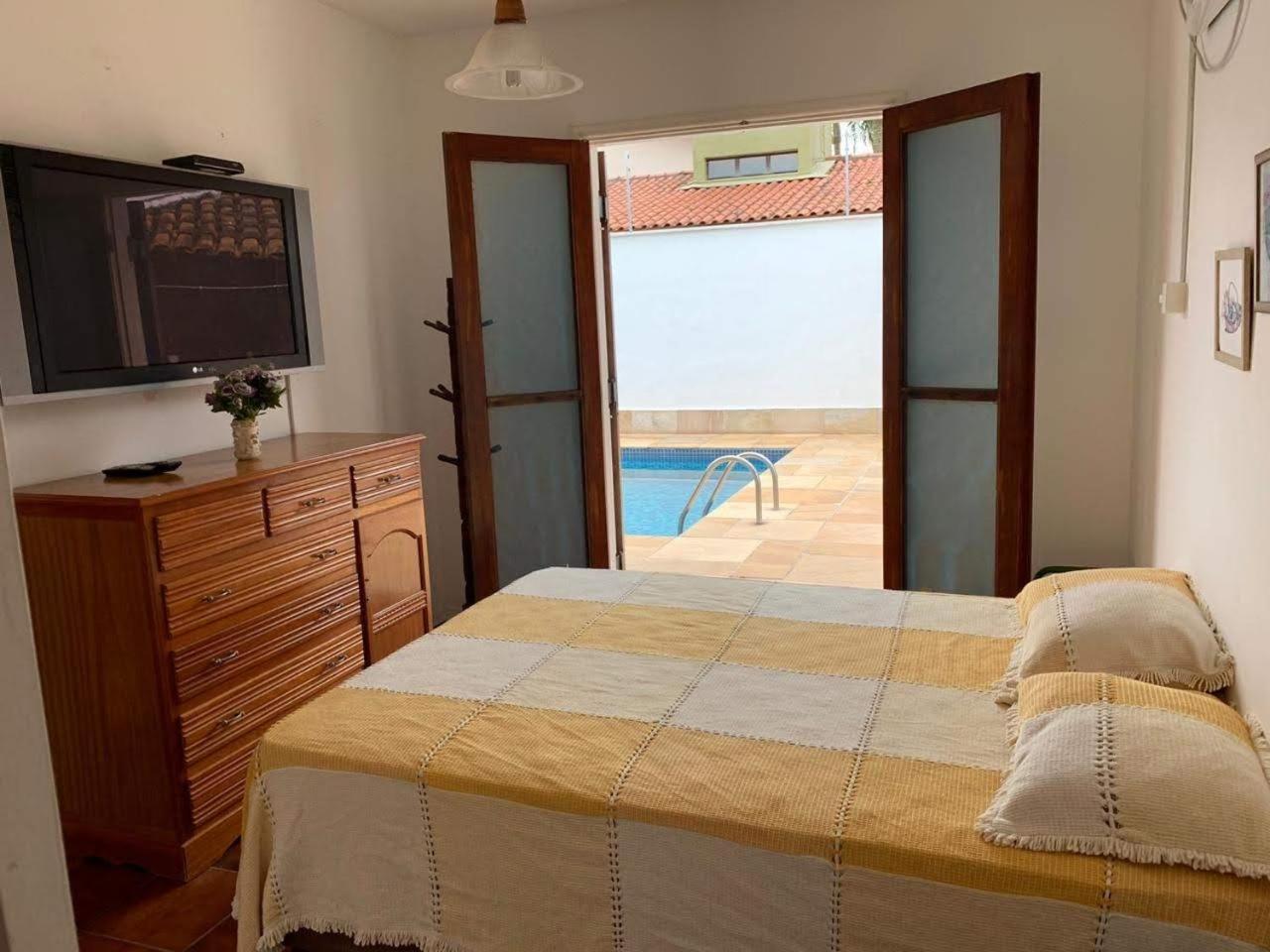4 Suites, Ar Cond Tv, Internet, Piscina,150 Mts Praia! Aceitamos Pet! Γκουαρούχα Εξωτερικό φωτογραφία