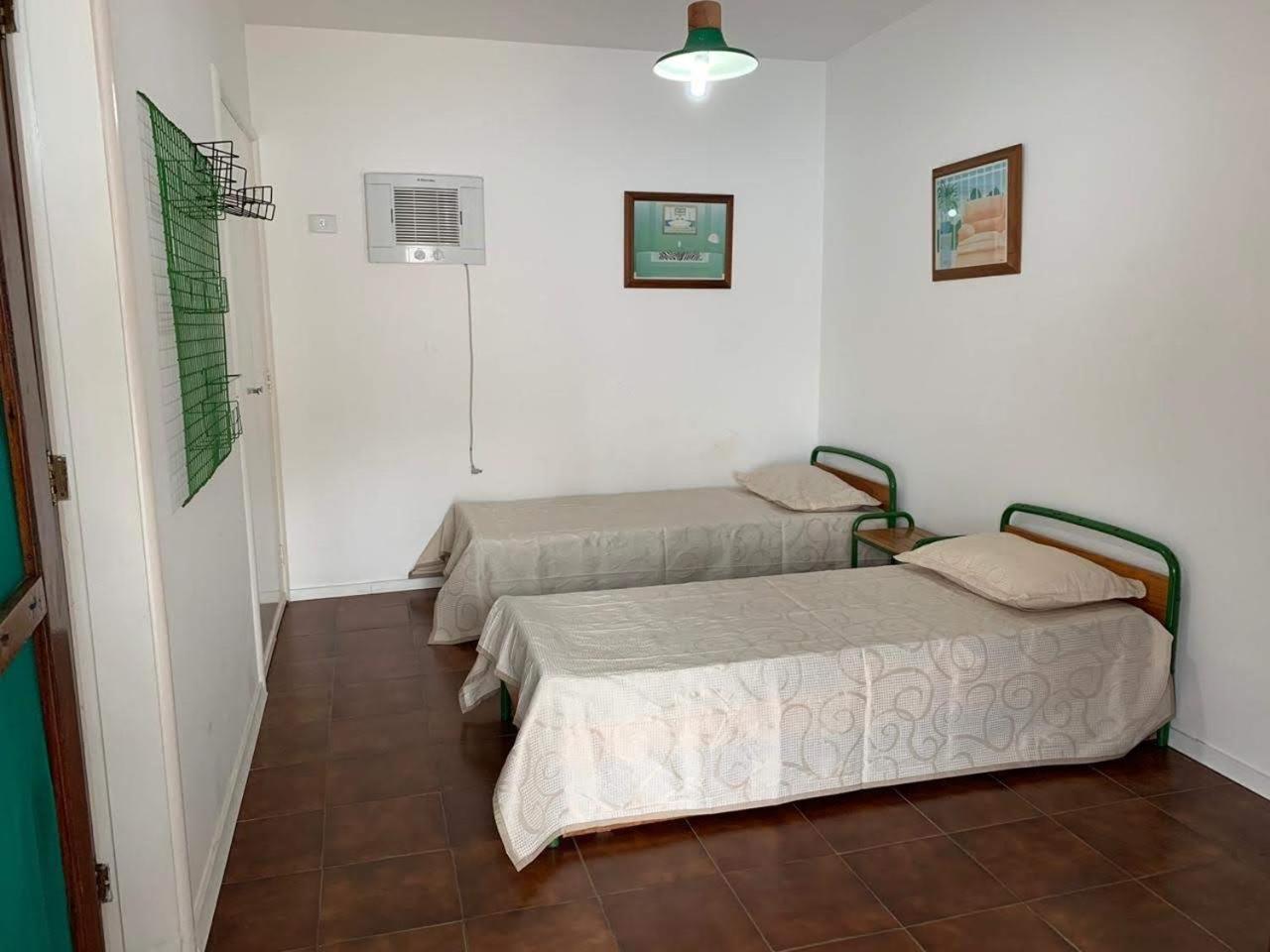 4 Suites, Ar Cond Tv, Internet, Piscina,150 Mts Praia! Aceitamos Pet! Γκουαρούχα Εξωτερικό φωτογραφία