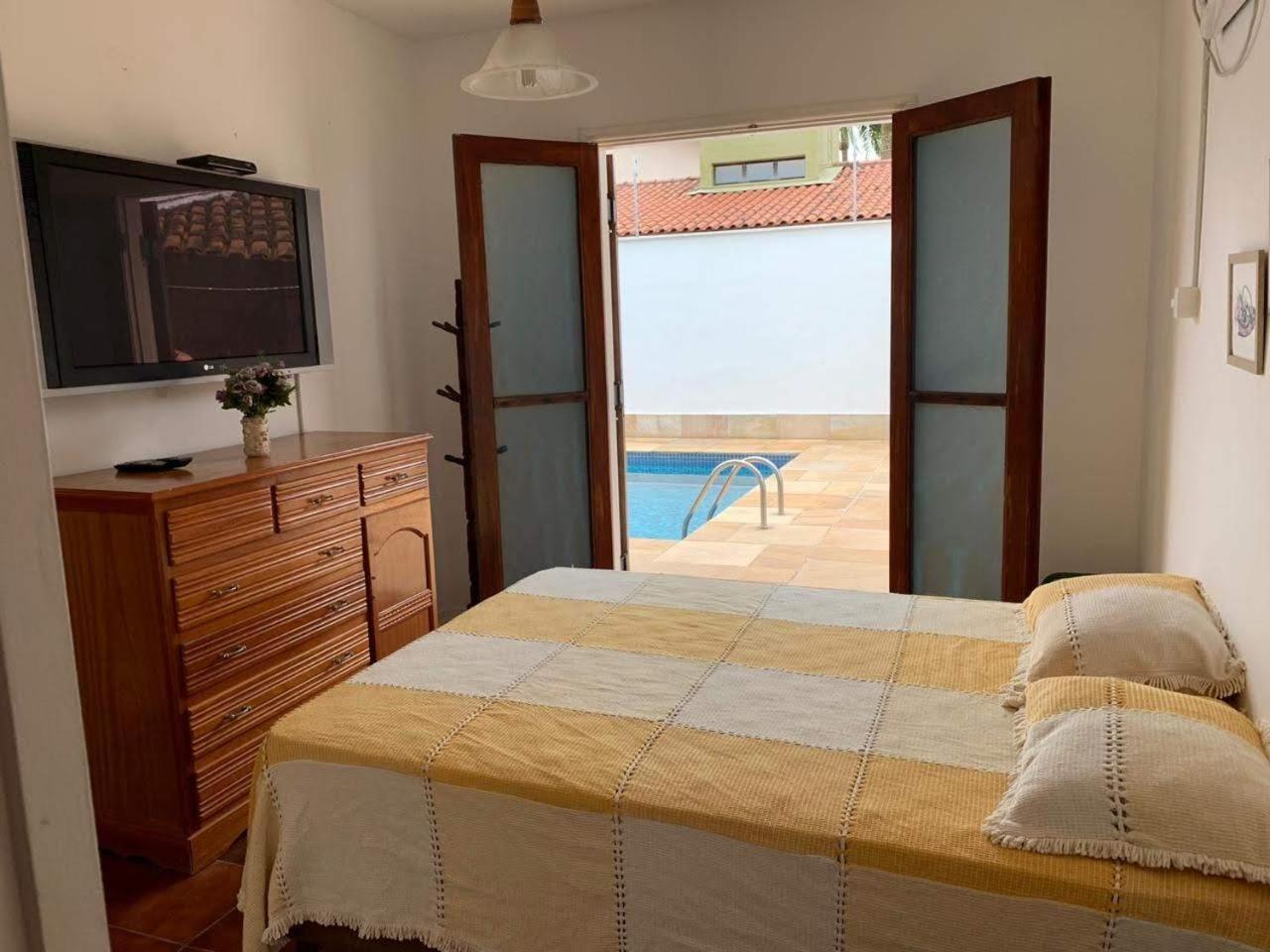 4 Suites, Ar Cond Tv, Internet, Piscina,150 Mts Praia! Aceitamos Pet! Γκουαρούχα Εξωτερικό φωτογραφία